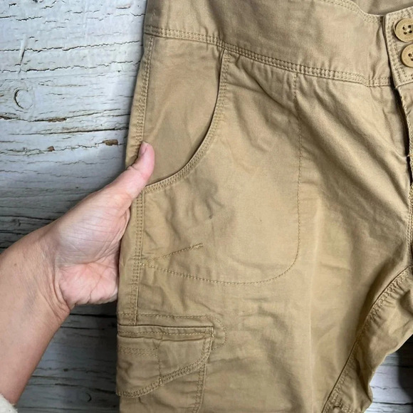 The North Face Women’s Khaki Cargo Capri Pants Size 4  tan - Picture 6 of 11
